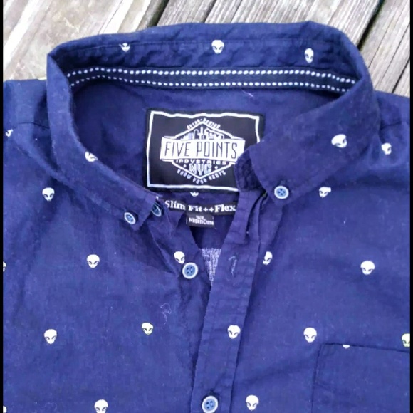 FIVE POINTS INDUSTRIES Alien head button down! - Picture 2 of 3